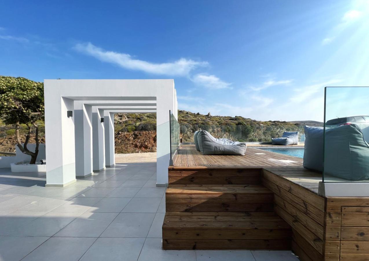 The Thermia Suites Kythnos Exterior photo