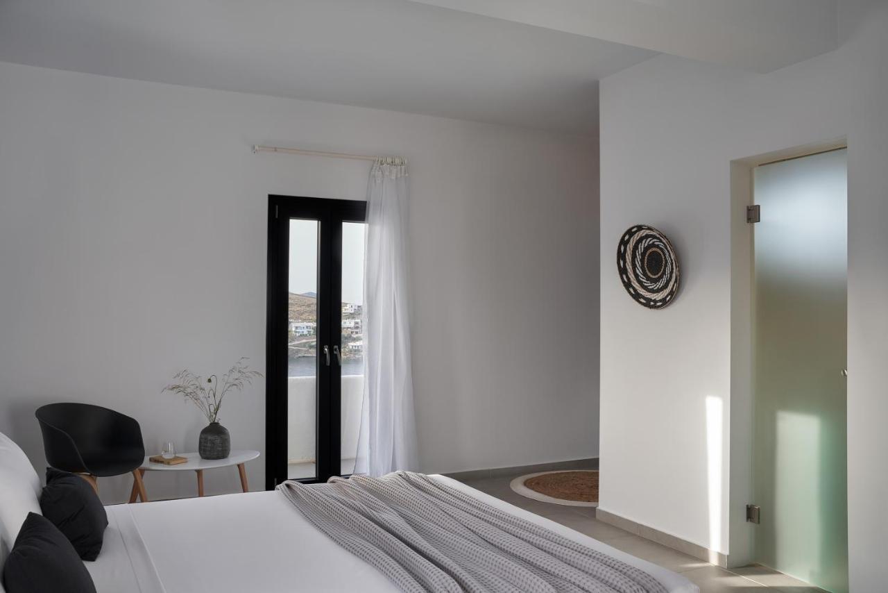 The Thermia Suites Kythnos Exterior photo