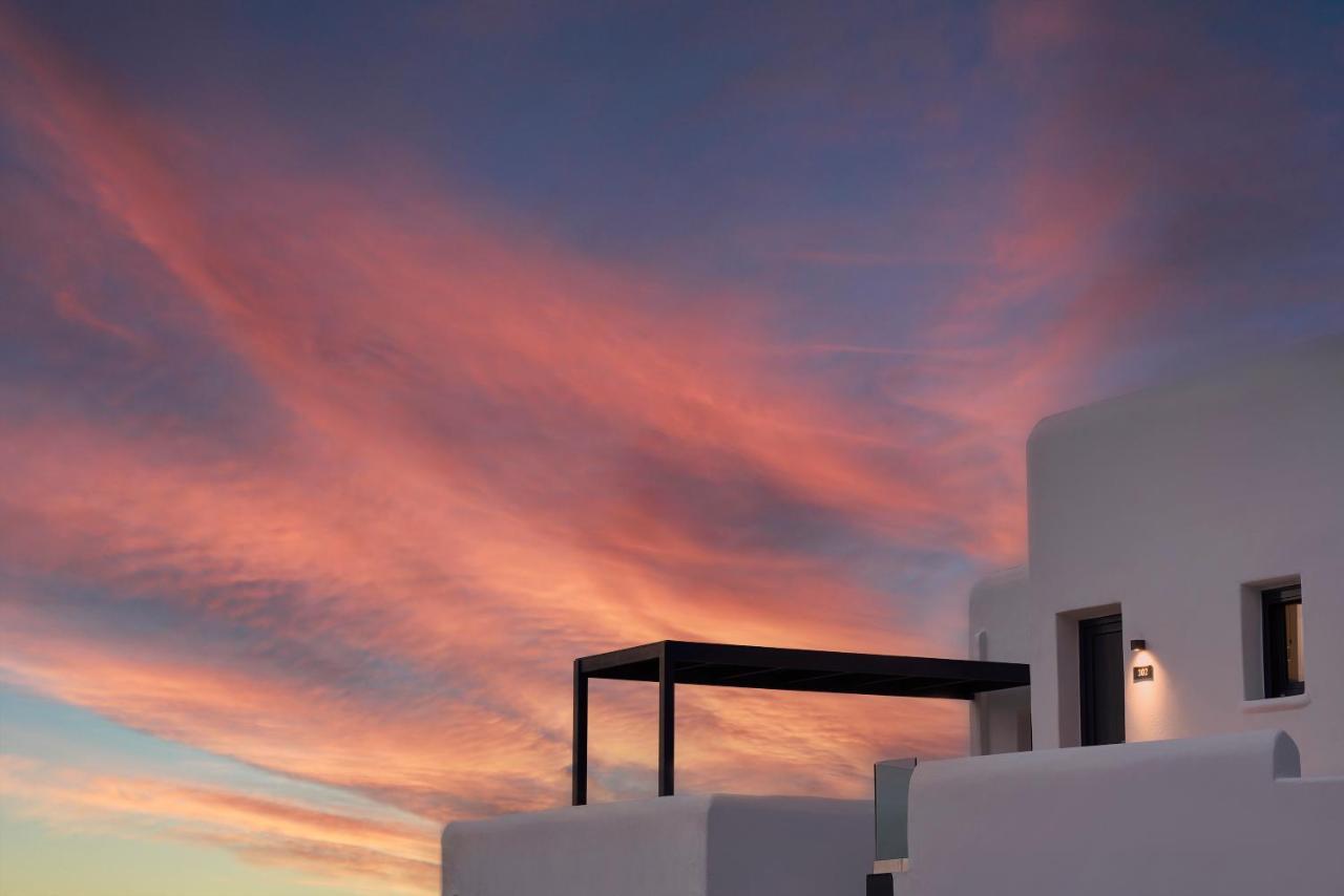 The Thermia Suites Kythnos Exterior photo