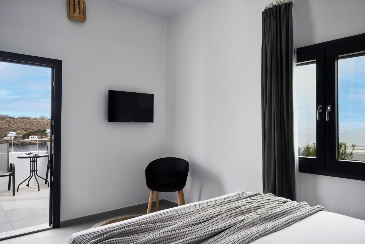 The Thermia Suites Kythnos Exterior photo